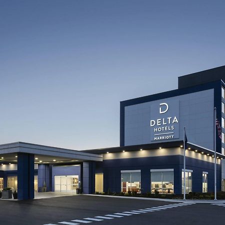 Delta Hotels By Marriott Indianapolis Airport Exterior foto